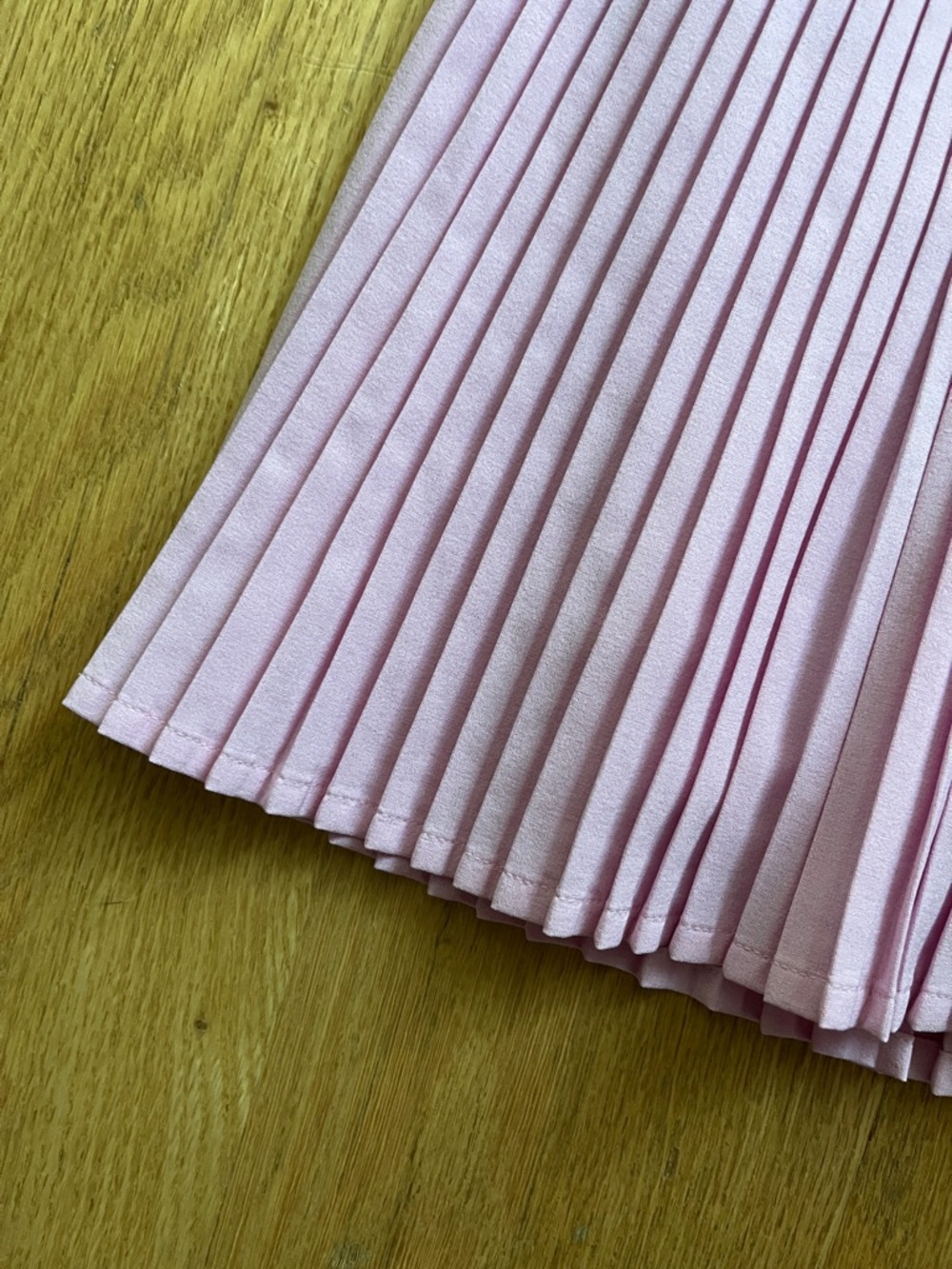 lululemon athletica Light Pink Pleated Skater Skirt - Picture 3 of 10